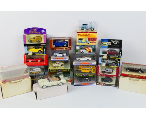 Corgi - Matchbox Dinky - Others - A boxed grouping of diecast and plastic model in various scales. Lot includes Corgi #02802 