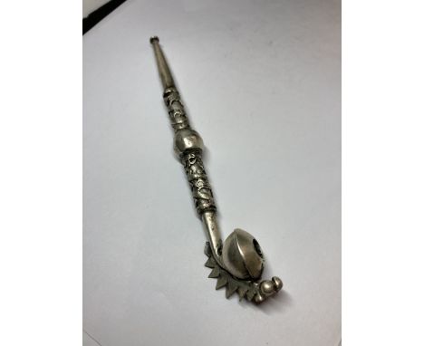 A VINTAGE WHITE METAL DECORATIVE PIPE, POSSIBLY SILVER