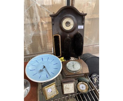 AN ASSORTMENT OF CLOCKS AND BAROMETERS TO INCLUDE A SMITHS CERAMIC PLATE WALL CLOCK, A SMITHS 15 JEWELLED LEVER TRAVEL CLOCK 