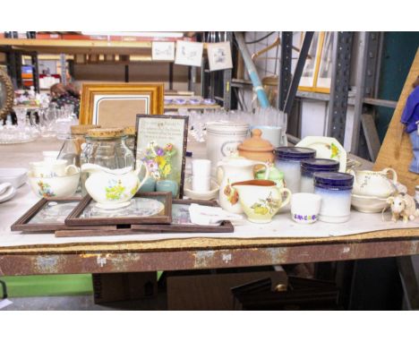 A LARGE MIXED LOT TO INCLUDE VINTAGE CERAMMICS, TEAWARE, PRINTS, STORAGE JARS, ETC