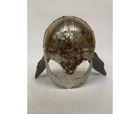 A REPLICA METAL VIKING/GLADIATOR HELMET