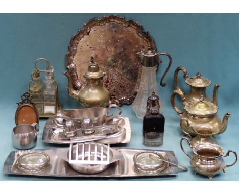 Parcel of various silver plated ware including tea/coffee set, hip flask, cruet items etc All in used condition, unchecked