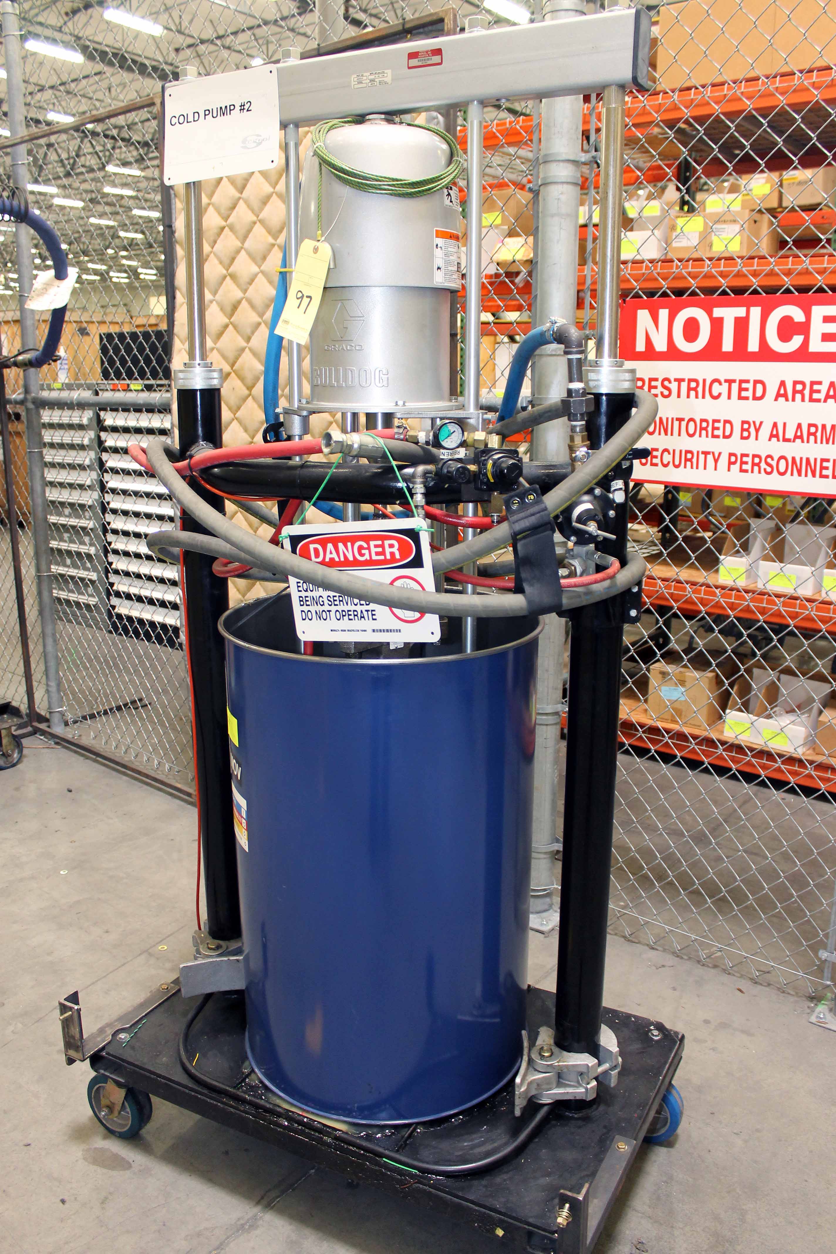 COLD GLUE DRUM PUMP, GRACO, 55 gal. cap. (Location 1 Techway)
