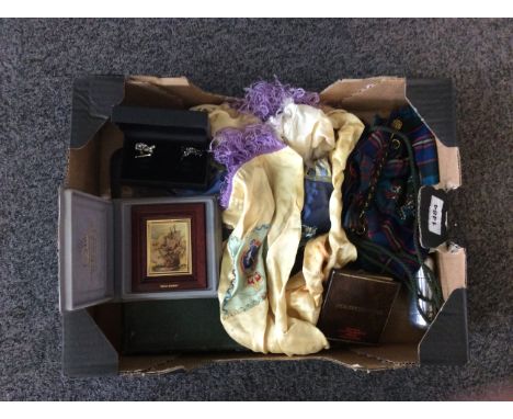 Mixed Lot Of Collectibles To Include Silk Bags, Embroidered Military Silks, Rolls Razor, Cuff Links, Frederick Scott Pince Ne