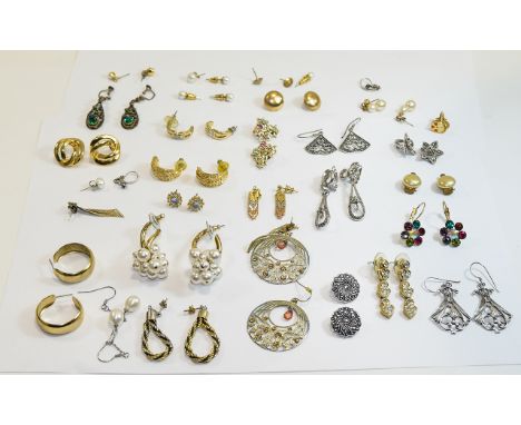 30 Pairs Of Earrings To Include 3 Pairs Of Silver Drop EarringsAll Stamped 925, Small Gemset Pair Also Stamped K&L, Large Pai
