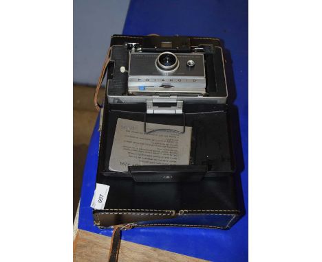 Vintage Polaroid Land camera automatic 100