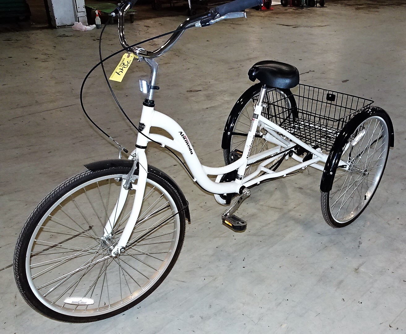 ALAMEDA 3WHEEL BICYCLE WITH REAR UTILITY BASKET AND HAND BRAKES