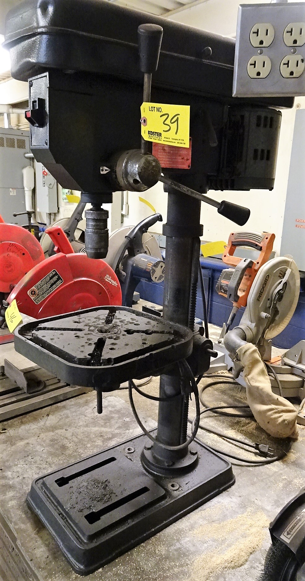 PEDESTAL DRILL PRESS