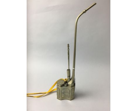 CHINESE WHITE METAL PIPE