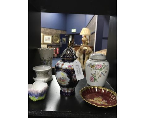 COLLECTION OF DECORATIVE CERAMICS, including a Belleek vase, Carlton Ware Rouge Royale dish, Crown Devon dish, a group of Ayn