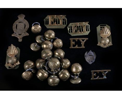 First World War cap badge to the Essex Yeomanry (worn 1909-1916) , slider to the reverse, K&K 1492, together with two pairs o