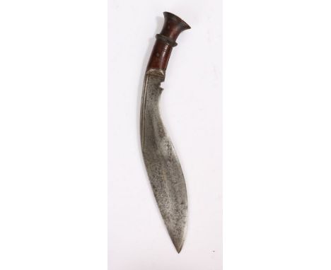 Early 20th century military kukri, curved double fullered steel blade, steel bolster and butt cap, scabbard absent, no markin