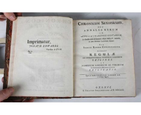 GIBSON, Edmund. Chronicon Saxonicum. Ex Mss Codicibus Nunc Primun Integrum Edidit, Ac Latinum Fecit. Oxford: Sheldon Theatre,