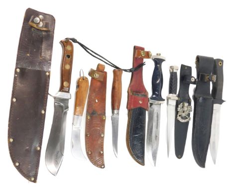 A selection of knives, to include Scottish dirk type knife, hunting knife made by Frosts of Sweden. (6)