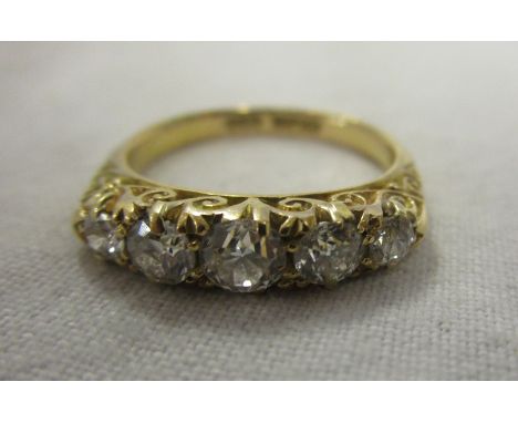 Fine antique 18ct gold 5 stone diamond ring - Good stones