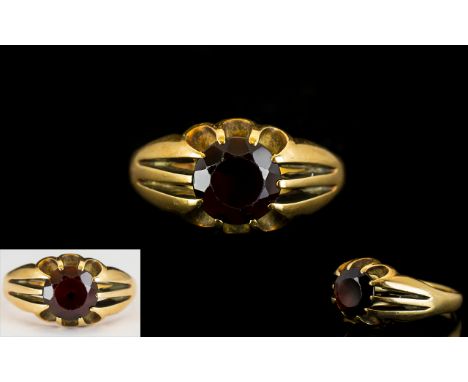 Gents 9ct Gold Gypsy Set Ring. Gents Ruby gypsy set ring, ring size S, please see accompanying image.