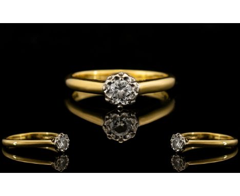 18ct Gold - Attractive Single Stone Diamond Set Ring - Illusion Set. Full Hallmark for 750 - 18ct. Est Diamond Colour H - I, 