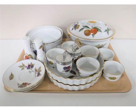 A tray of eighteen pieces of Royal Worcester Evesham ware 