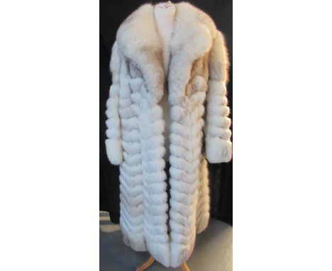 Vintage blue fox fur coat with metal clasp. (B.P. 21% + VAT) One slightly bare patch (see additional pics) Generally, good co