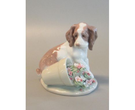 Lladro Spanish porcelain Collectors Society 07672, 'It Wasn't Me!' With original box.(B.P. 21% + VAT) 