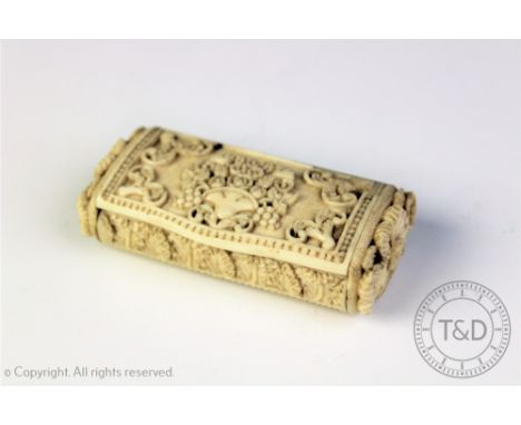 A carved bone snuff box, late 18th/early 19th century, possibly French prisoner of war, finely carved with an urn of flowers 