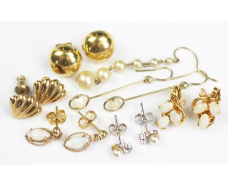 Six pairs of assorted earrings, to include; gold sphere stud, a pair of fan shaped gold studs, a pair of bead set drop earrin