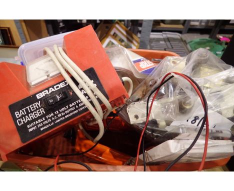 Butane burner and other tools. All electrical items in this lot have been PAT tested for safety and have passed. This does no