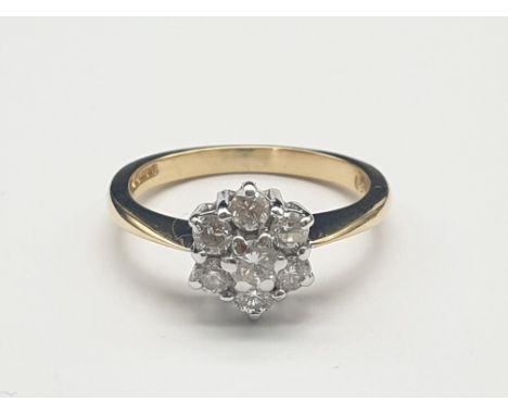 18K Yellow Gold Diamond Cluster Ring.0.5 Carat. 3.3g.Size K 
