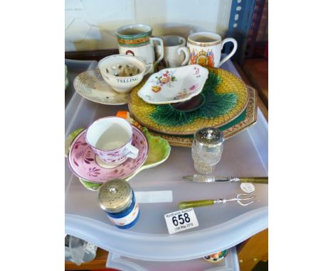 VINTAGE CERAMICS. Tray of vintage ceramics including fortune teller cup and saucer