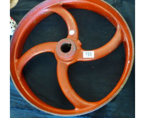 TRACTION ENGINE FLY WHEEL. Steam traction engine 18" cast iron fly wheel