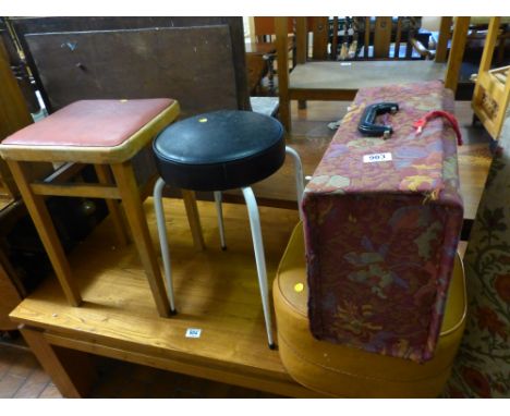 MIXED FURNITURE. Carry bag, two stools and a pouffe