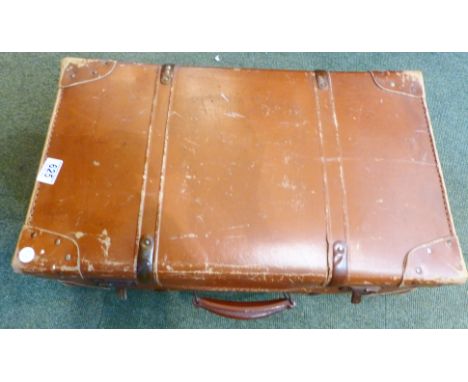 VINTAGE LUGGAGE CASE. Vintage luggage case