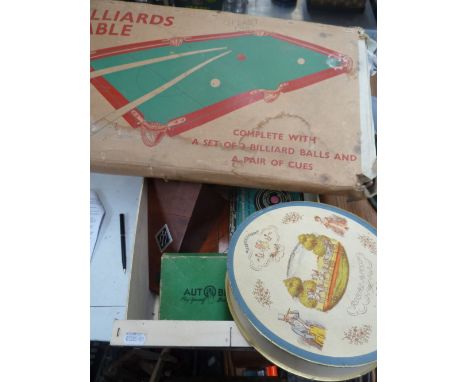 A box of vintage games to include a Henselite carpet bowls set in original box, an Auto Bridge game, collection of scrabble c