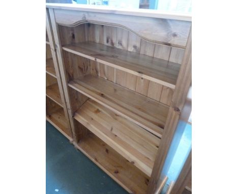 A pine four shelf bookshelf, 86cmW