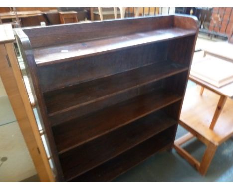 An early 20th entury oak five shelf bookshelf, 91cmW