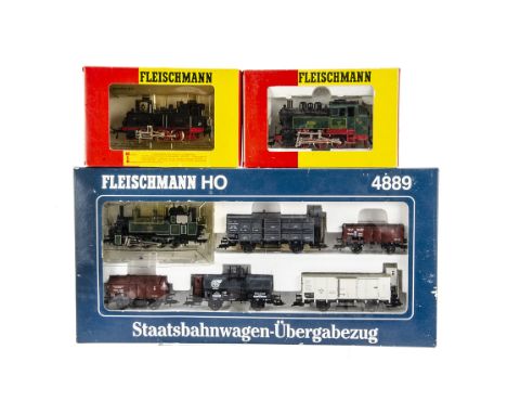 Fleischmann Continental HO Gauge Steam Train Set and Tank Locomotives, a boxed trio comprising 4889 Statsbahnwagen-Ubergabezu