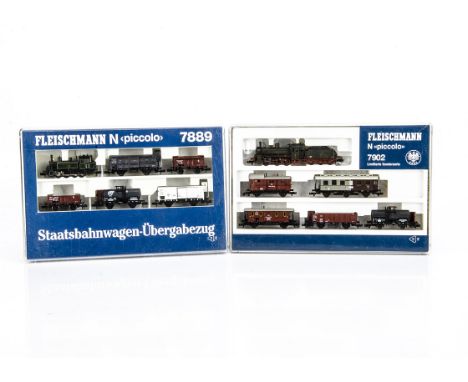 Fleischmann N Gauge Prussian and Bavarian Train Sets, two cased sets 7902 comprising P10 3910 steam locomotive and tender wit