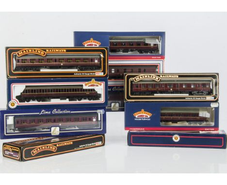 Bachmann Mainline and Lima 00 Gauge BR maroon Suburban and Main Line Coaches, Bachmann BR Mk1 Suburban Brake and Composite (2