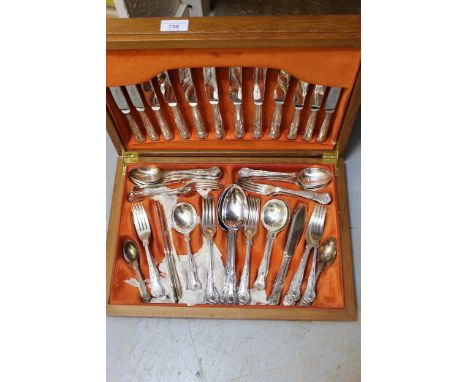 Quantity of Kings pattern and other silver plated flatware, pair of plated three light candelabra and two oval plated dishes 