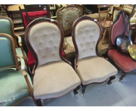 Near pair of Victorian carved walnut button upholstered balloon back chairs on cabriole supports, together with a small Victo