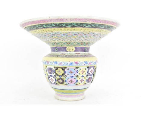 A Chinese Qing dynasty famille rose flower hanging basket, 19th century, tongzhi, painted with bands of Grecian key design, v