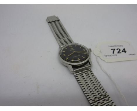 Gentleman's Omega Seamaster automatic stainless steel wristwatch CONDITION REPORT Glass is scratched but the dial looks ok. S