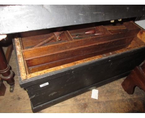 Carpenters painted wooden tool box, the fitted interior containing a quantity of miscellaneous tools