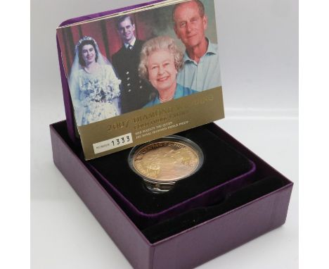 2007 gold proof £5, Diamond Wedding, Royal Mint, limited edition of 2500, boxed with CoA. UK P&amp;P Group 1 (£16+VAT for the