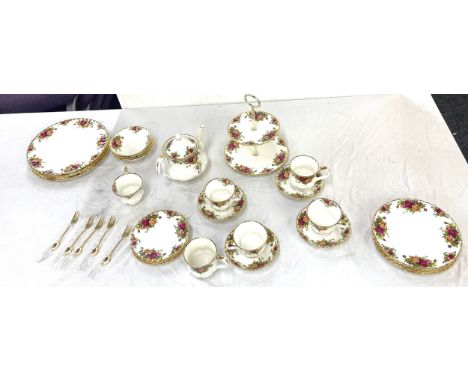 Selection of Royal Albert Old Country Rose dinner/ tea service includes cake plate, plates etc 