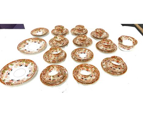 Vintage Nero part tea service to include cups, saucers etc 
