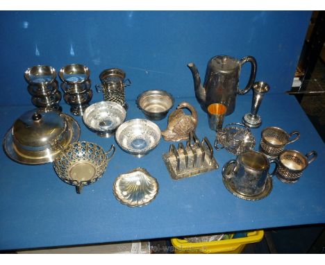 A tray of miscellaneous silver plated items to include; a Walker &amp; Hall coffee set, a muffin dish, fruit bowls, etc.