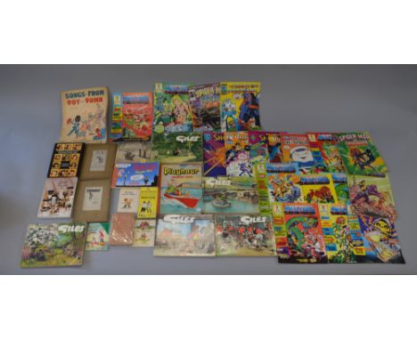 Mixed lot including Giles cartoons, True Romance magazines, comics and 2 early 20th century sketch books: Edinburgh by G.G Ho