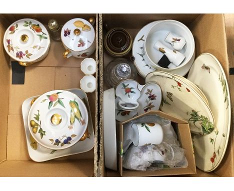 A collection of Royal Worcester Evesham pattern, 1960's to include; plates, kitchen ware, along with some 20th Century cerami