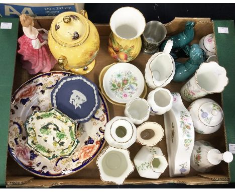 A collection of assorted ceramics to include; Aynsley, Orchard Gold and Wild Tudor pattern; a Royal Doulton lady figurine tit